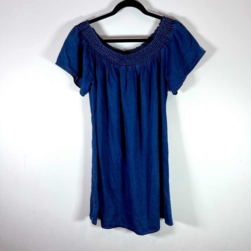 Abercrombie & Fitch Women’s 100% Lyocell Shirred top A line Flowy Dress Size L.